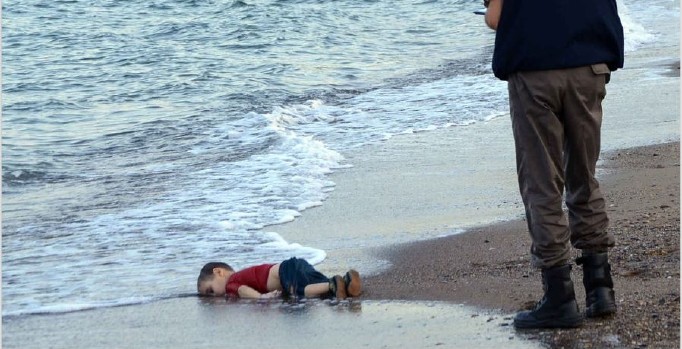Aylan Kurdi fotoğrafı tüm zamanların en etkili 100'ü arasında