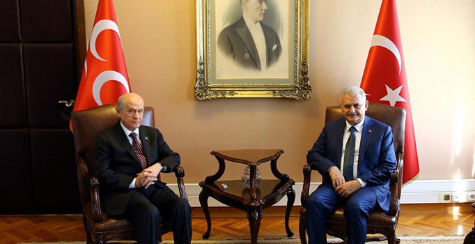 Anayasada AK Parti ile MHP komisyon için anlaştı