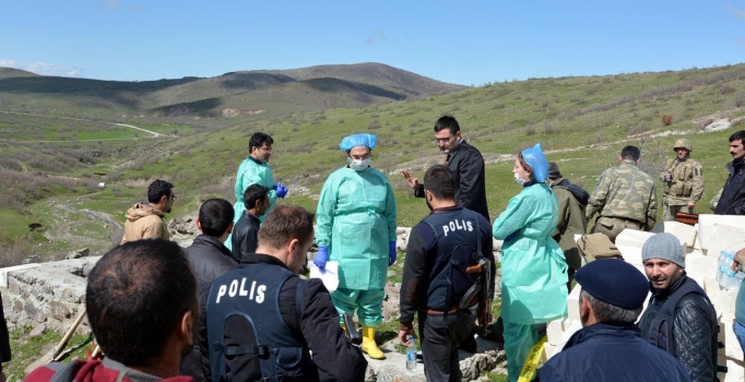 Kurşuna dizilen 38 kişinin kemikleri bulundu