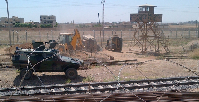 PKK Hatay'da askeri birliğe taciz ateşi açtı