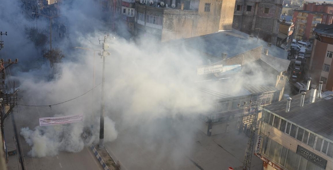 Hakkari'de Emniyet Müdürlüğü'ne roketatarlı saldırı!