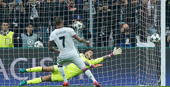 Beşiktaş, Benfica karşısında 3 - 0 geriye düştüğü maçta 3 - 3 berabere kaldı