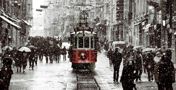 Sürmeli uyardı: İstanbul'a yılın ilk karı geliyor