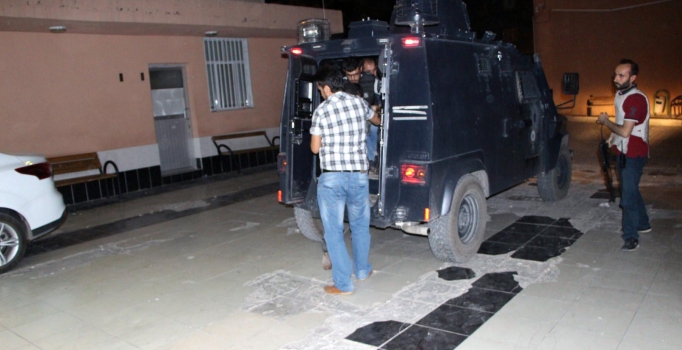 Nusaybin'de polis aracına bombalı tuzak: 1 polis yaralı