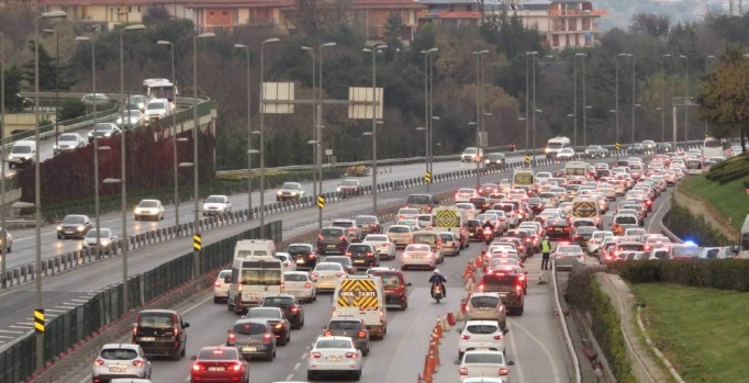 Köprü ve otoyol gelirleri 11 ayda 1,1 milyar lirayı geçti