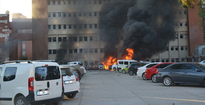 Adana Valiliği önünde patlama oldu | Son dakika haberleri