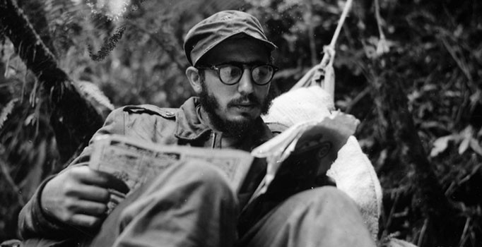 Trump'tan kısa, net, geç ve sert paylaşım: Fidel Castro öldü!