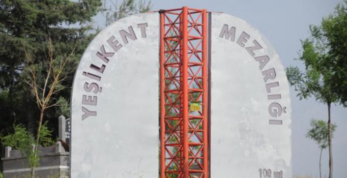 Suruç bombacısının 
tabutunu yaktılar