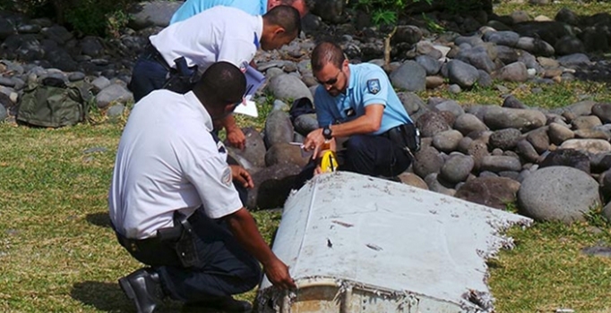 Kayıp Malezya uçağı
1.5 yıl sonra bulundu