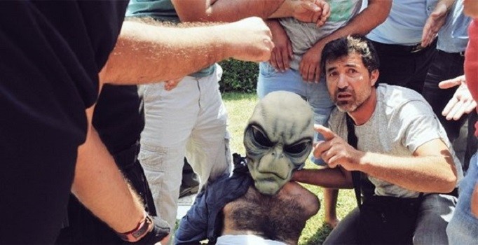 UFO istilası Twitterda gündem oldu! | UFO nedir? Parodi UFO fotoğrafları