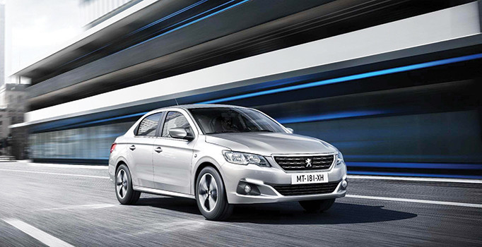 Peugeot 301 yeni yüzünü gösterdi