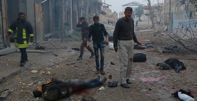 Esed rejimi Halep'te kaçan sivillere saldırdı: 8 ölü, 14 yaralı | Son dakika haberleri