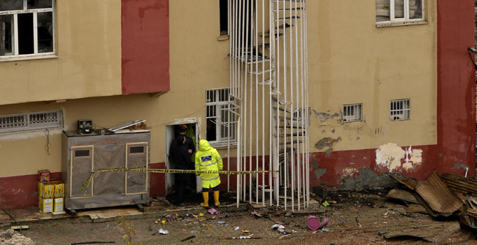 Adana'daki yangından kurtulan Fadime o dehşet anlarını anlattı