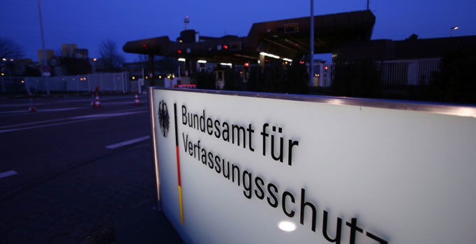 Almanya'da 'islamcı' grupları izleyen casus aşırı dinci çıktı