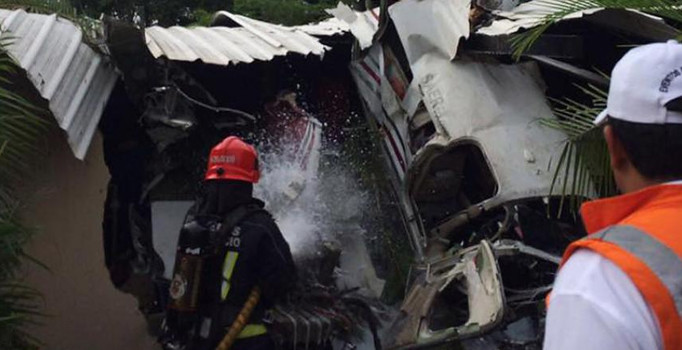 Kolombiya'da Villavicencio kentinde bir kargo uçağı düştü: 10 kişi yaralandı