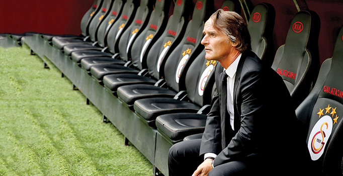 İmparatorluk bir 'Bey'e mi emanet edildi?