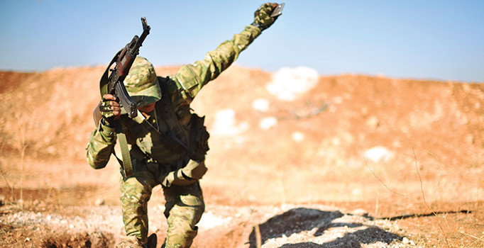 Fırat Kalkanı’nda hedef PYD içindeki görünmez devletler mi?