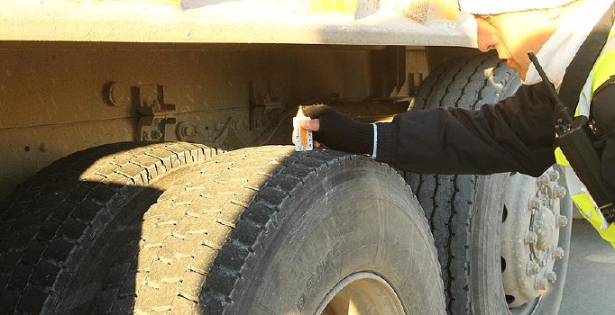 Kış lastiği uygulaması ne zaman başlayacak? Hangi araçlara zorunlu, cezası ne kadar?