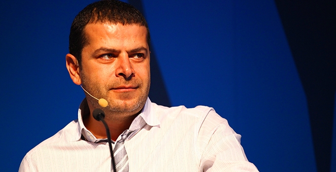 Cüneyt Özdemir Kanal D 
Ana Haber'den alındı