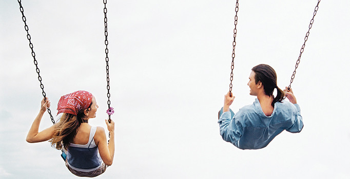 Erkekler aşka kadınlar işe inanıyor