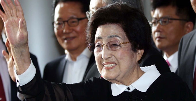 Kuzey Kore'ye barış için gidip, Kim Jong ile görüşmedi