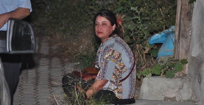 Bıçakla yaraladığı koca, katili oldu