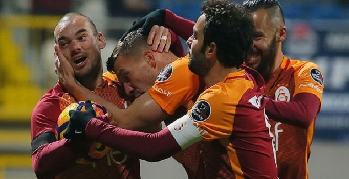 Kasımpaşa Galatasaray maç sonucu: 1-2 | Altın değerinde puan