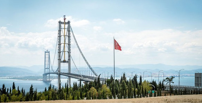 Osmangazi Köprüsü'nü kullanan Arda Bozbağ'a 10 katı ceza geldi