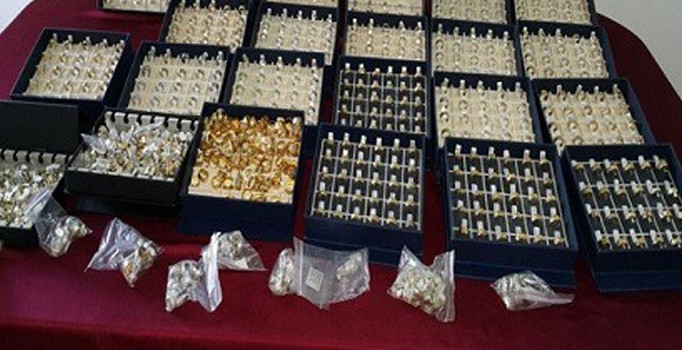 Bitlis'te otoyolda yaşanan altın hırsızlığının zanlıları yakalandı