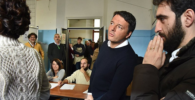 İtalya’daki referandum sona erdi Başbakan Matteo Renzi, istifa etti