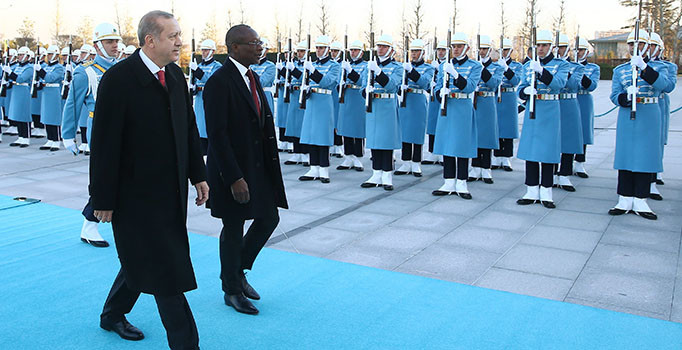 Erdoğan açıkladı: Benin'de 3 FETÖ okulu var, kapatılacak