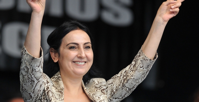 Figen Yüksekdağ'ın danışmanı PKK saldırısını kutladı