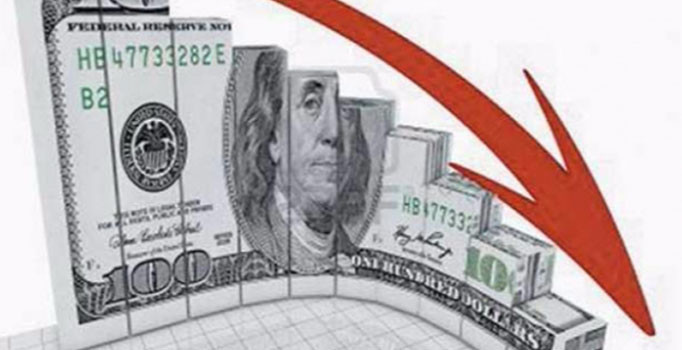 Güne 3.45 seviyesinden başlayan dolar 3.40 TL seviyesinin altını gördü