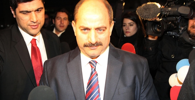 17-25 Aralık savcılarına 
yakalama kararı