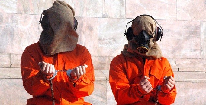 Ünlü psikolog Trump'tan yasaklanan işkenceyi geri getirmesini istedi