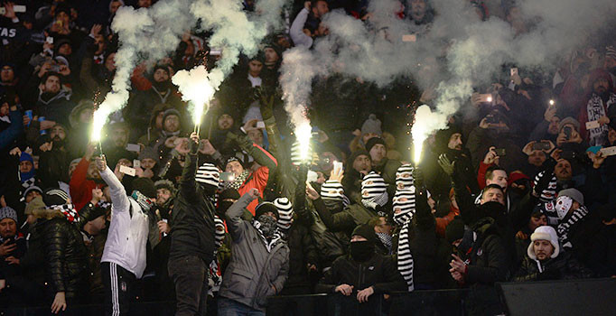 Beşiktaş'a bir darbe de UEFA'dan