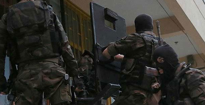 Operasyonda öldürülen 4 PKK'lının evinden cephanelik çıktı