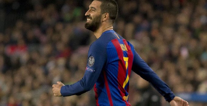 Arda Turan UEFA tarafındna haftanın oyuncusu seçildi