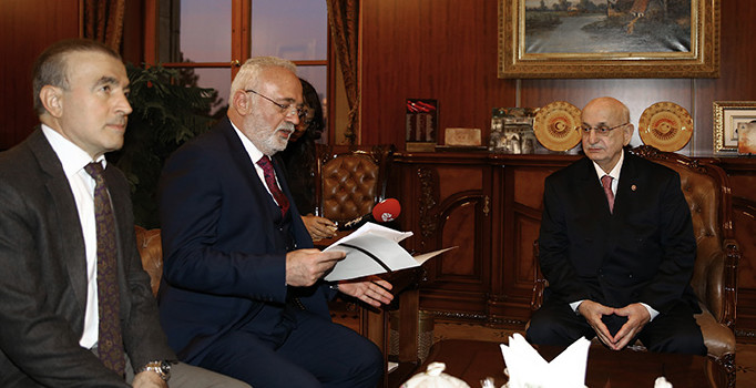 Gözler artık Meclis'te: Anayasa teklifi TBMM'ye sunuldu | İşte taslak