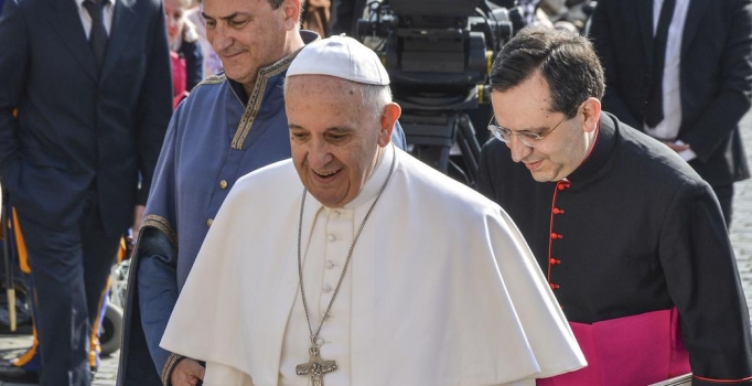 Vatikan'dan geri adım