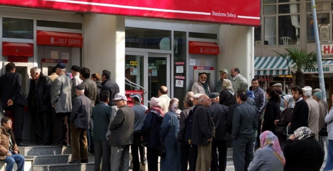 Emekliler için yıl sonu kafa karıştırıyor