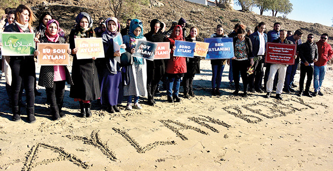 İnsan hakları için Aylan bebeği örnek gösterdiler