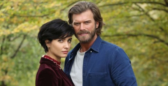 Tuba Büyüküstün hakkında şaşırtan iddia