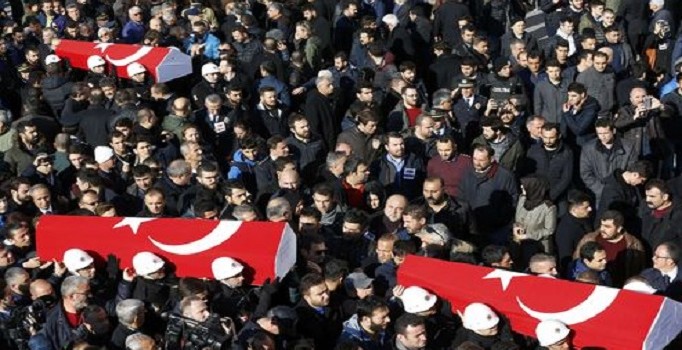 Saldırıda şehit olan 5 polis memuru için ilk tören İstanbul Emniyet'te yapıldı