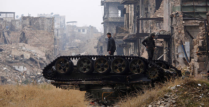 Esed rejimi Halep'te yetimhaneyi vurdu: 100'den fazla çocukla iletişim kesildi | Son dakika haberi