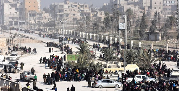 İHH, Halep'ten çıkacak aileler için 20 bin gıda kolisi hazırlıyor