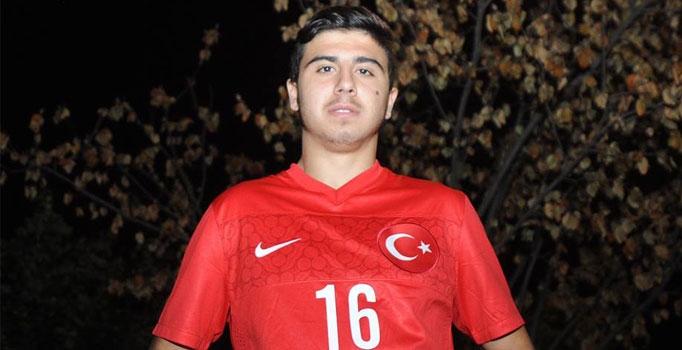 Fenerbahçe Ozan Tufan'ı resmen bitirdi