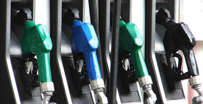 Petrol fiyatları 60 doları aştı