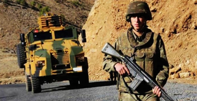 Hakkari Dağlıca'da çatışma 
3 asker şehit, 6 asker yaralı