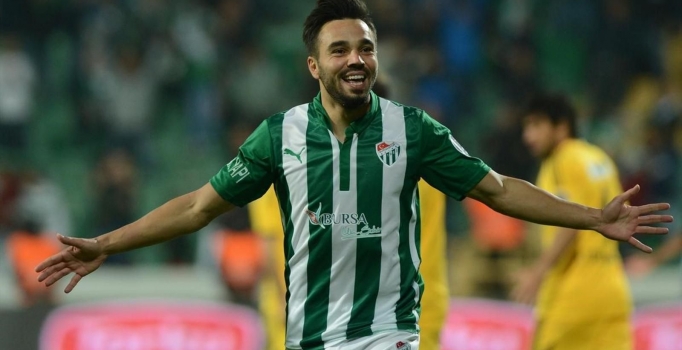 Fenerbahçe, Volkan Şen ile sözleşme imzaladı